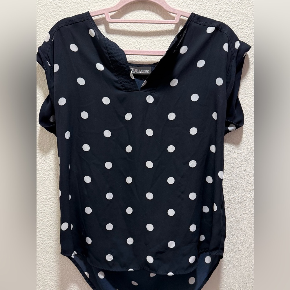 New York & Company Blue Navy Polka Dot Women's Top